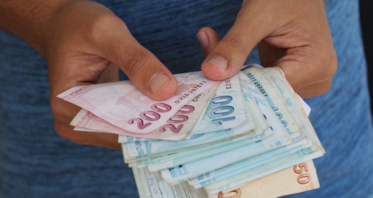 emekli-maasi-promosyonlarinda-zirve-degisti-iki-bankada-tutar-27-bin-tlye-dayandi-dBDmAIbi.jpg