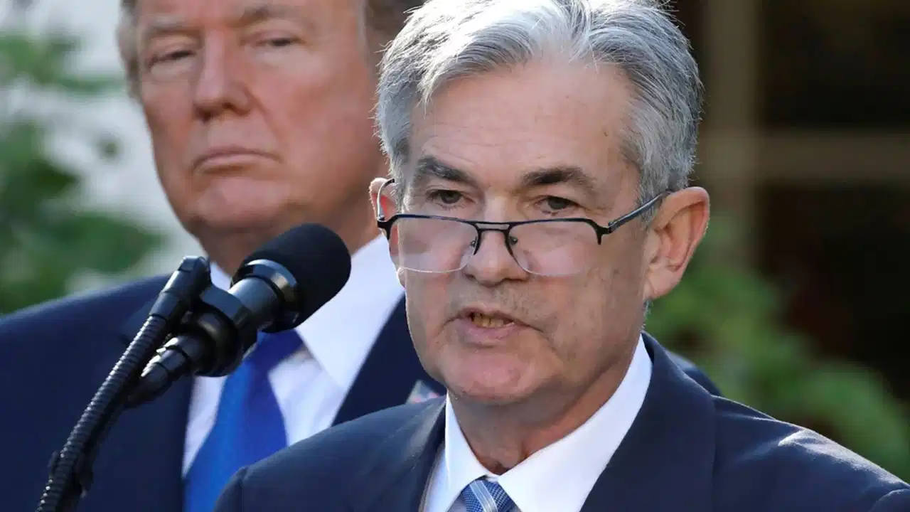 trumptan-fed-baskani-powella-agir-sozler-cok-aptal-ve-inatci-fe9m9Ttr.jpeg
