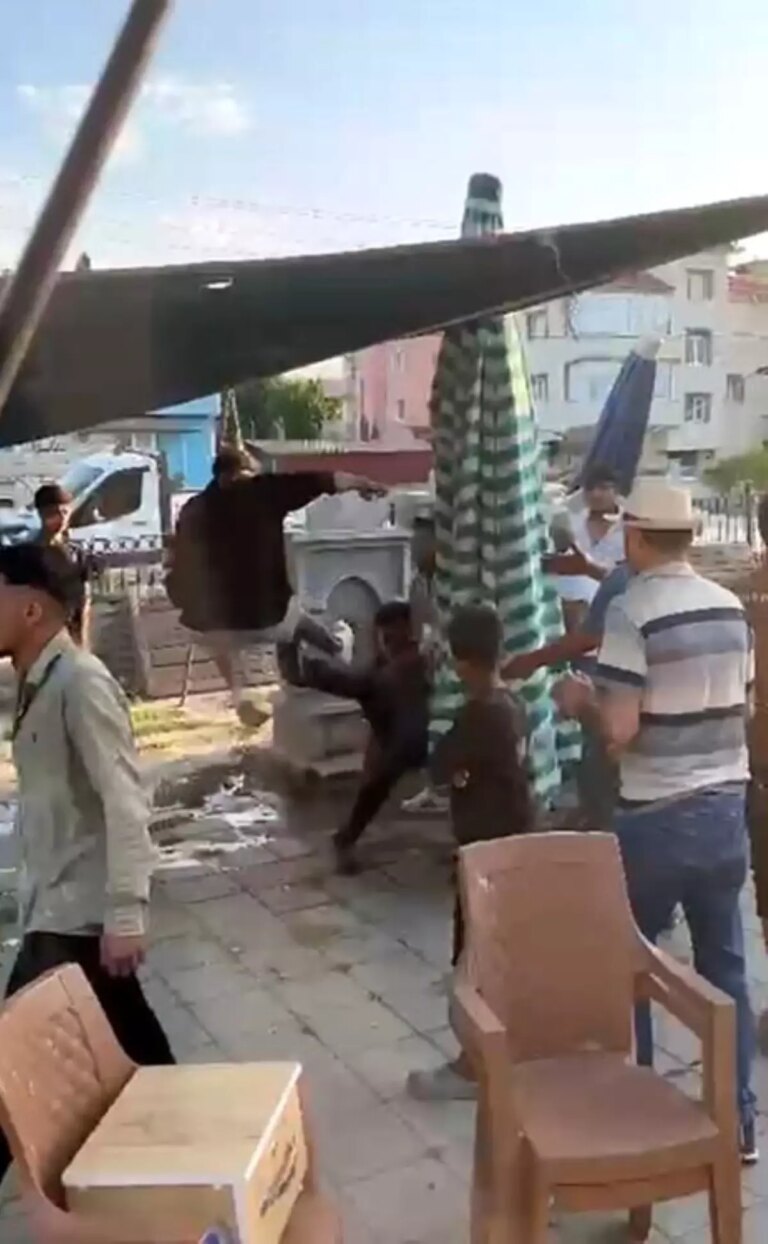 golhisarda-pazar-yeri-kavgasi-DDJa7McB.jpg