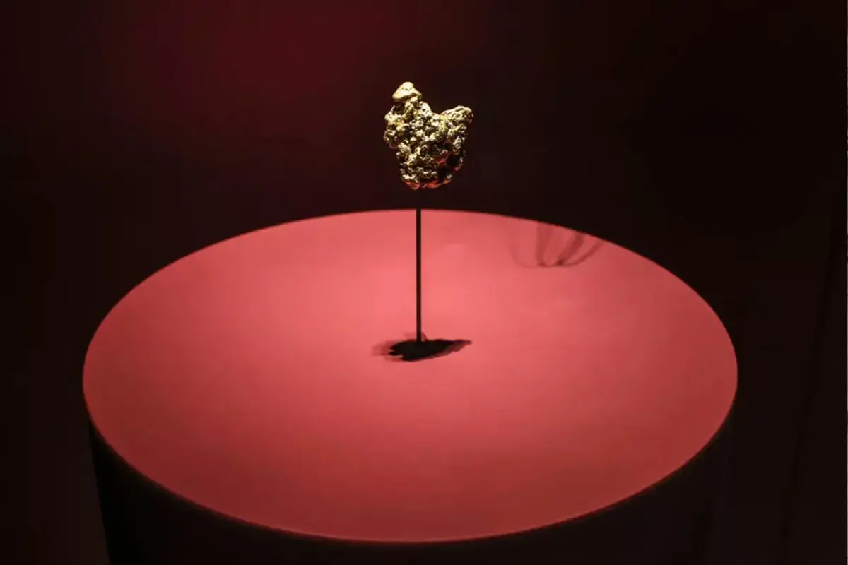 dunyaca unlu muzeden 600 bin euroluk altin caldilar PzAvUge2