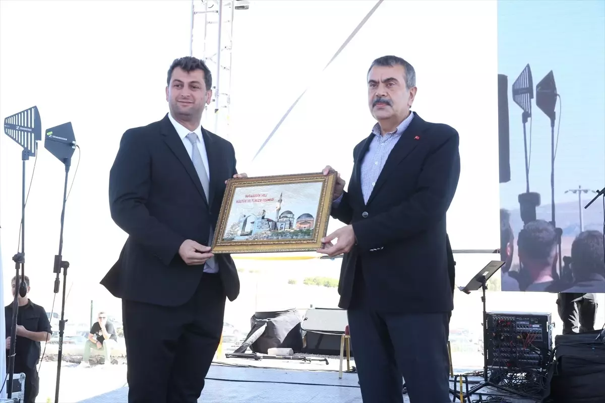 milli egitim bakani tekin 9 uluslararasi seyyid sultan sucaaddin veli anma etkinliginde konustu aciklamasi UmrcALDA