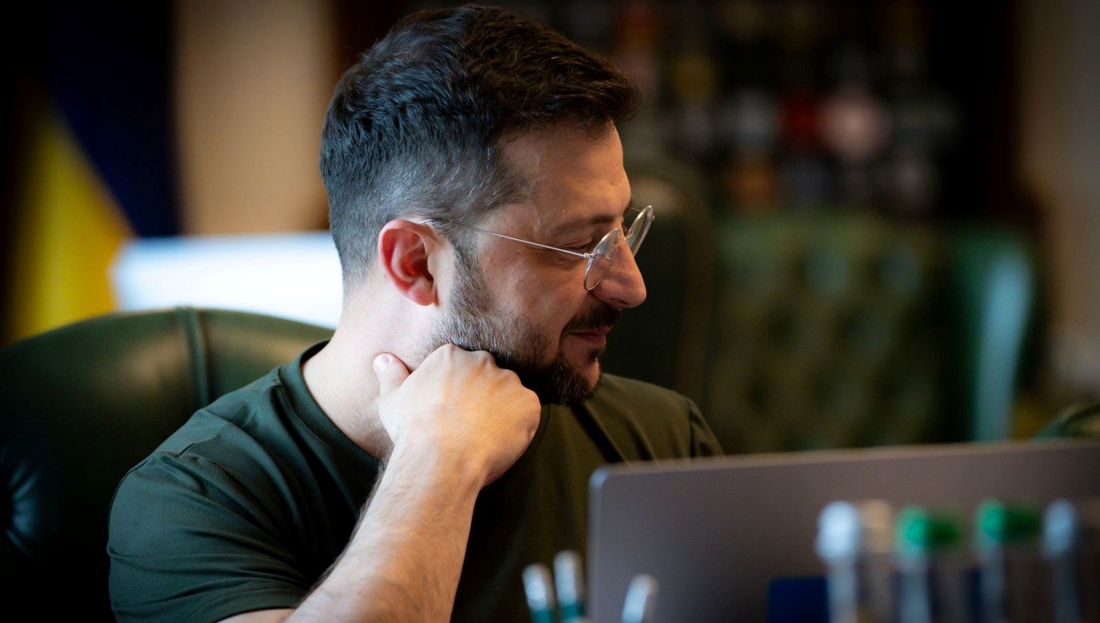 zelenski 100 yillik ortaklik anlasmasini onayladi bTP4WHWY