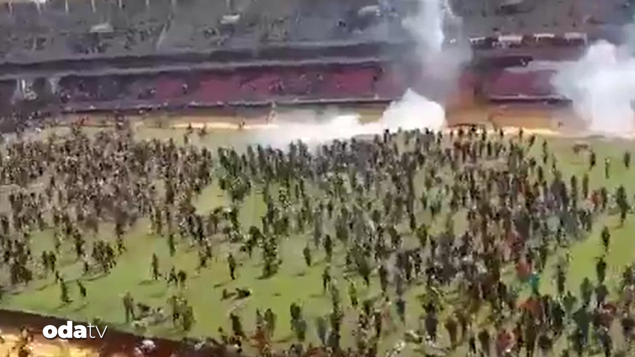 eski kenya basbakaninin cenazesinde ortalik karisti polis ates acti J3DkfJJr.jpg