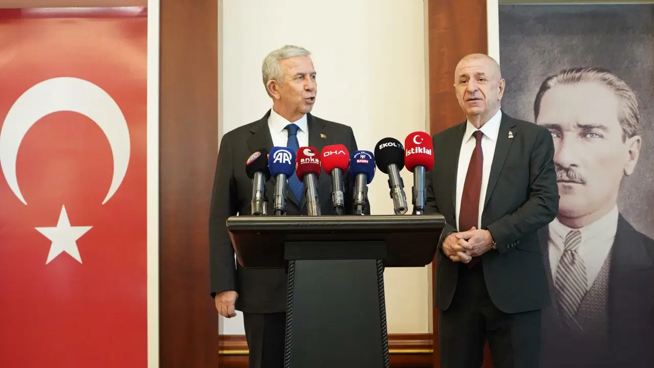 umit ozdag zafer partisi mansur yavasin yanindadir Jl5jIfXs