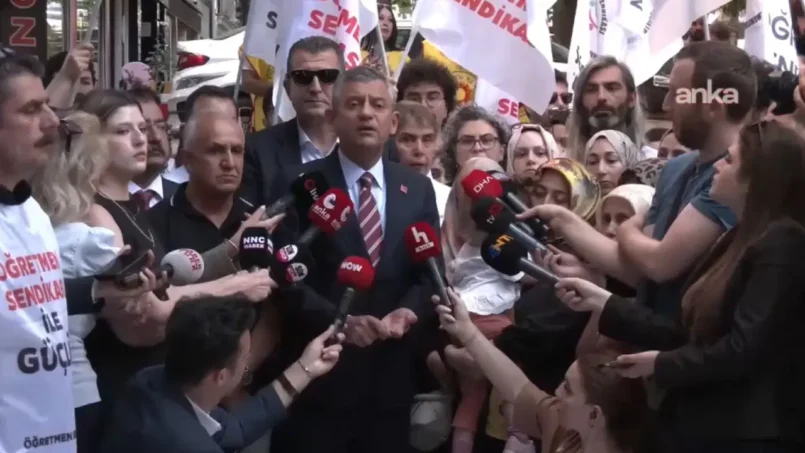 Özgür Özel, Açlık Grevindeki Öğretmenlere Destek Vermek İçin Ankara’da