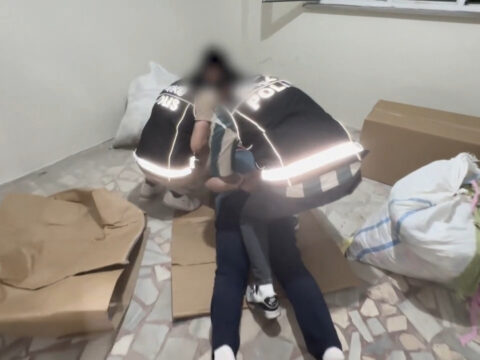 Bayrampasada zehir tacirlerine operasyon 9XDLNd46